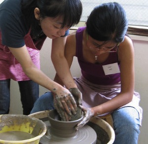 thumbnail_Making_your_own_pottery!