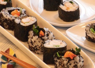 Learn How to Make Sushi Rolls From a Chef